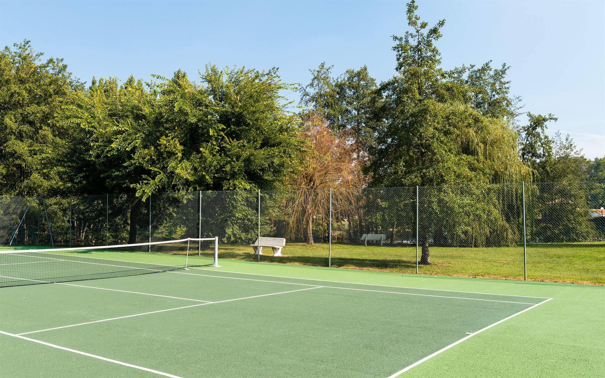 فندق لو ماثيزفي  Lagrange Classic Le Clos Des Chenes المظهر الخارجي الصورة